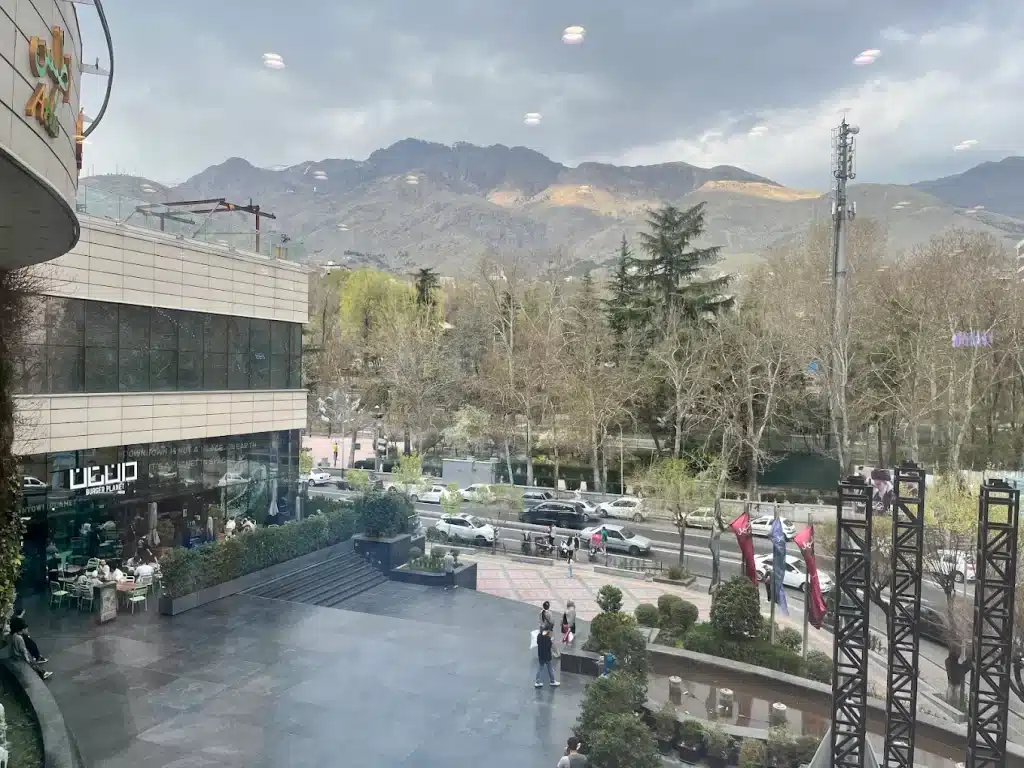 اطلس مال تهران