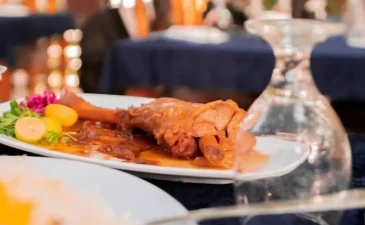 رستوران ارم شاندیز