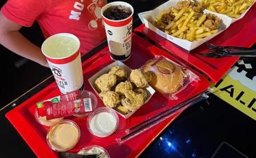رستوران هشتگ کیش