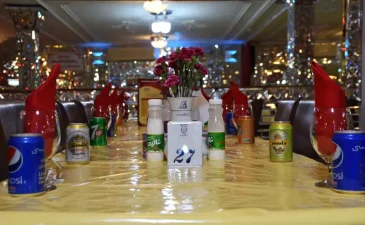 رستوران معین درباری مشهد