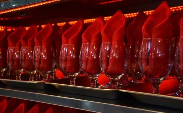 رستوران معین درباری مشهد