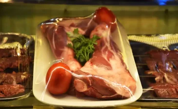 رستوران معین درباری مشهد