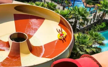 تفریح در پارک اوشن کیش