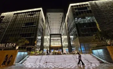 نمای بیرونی میکامال کیش