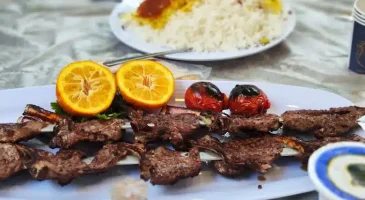 رستوران ارم شاندیز