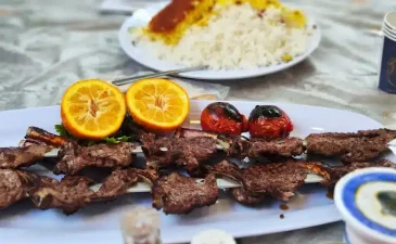 رستوران ارم شاندیز