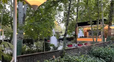 رستوران ارم شاندیز