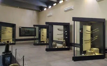 موزه آرامگاه نادرشاه