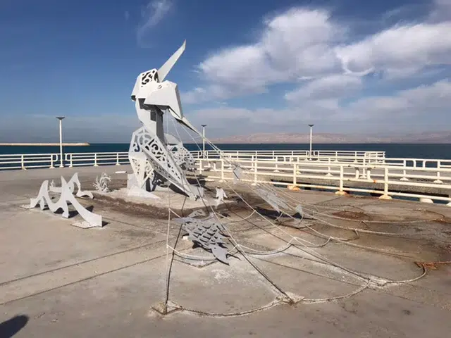 ساحل میرمهنا کیش