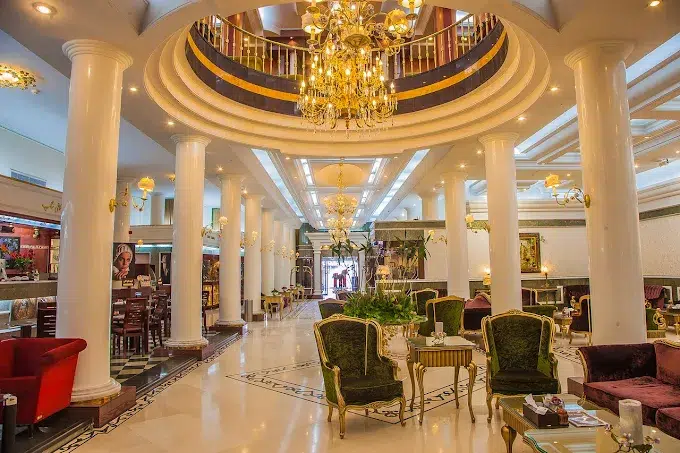 لابی هتل قصر