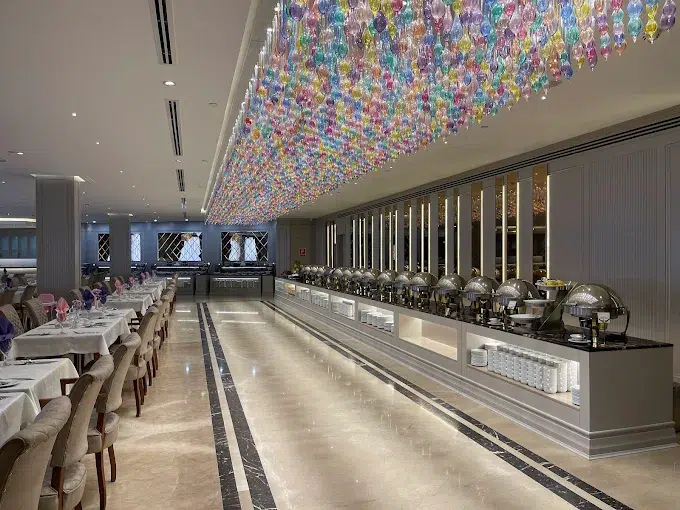 رستوران هتل اترک مشهد