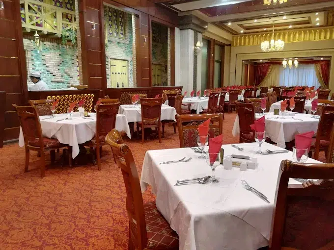 رستوران هتل درویشی مشهد